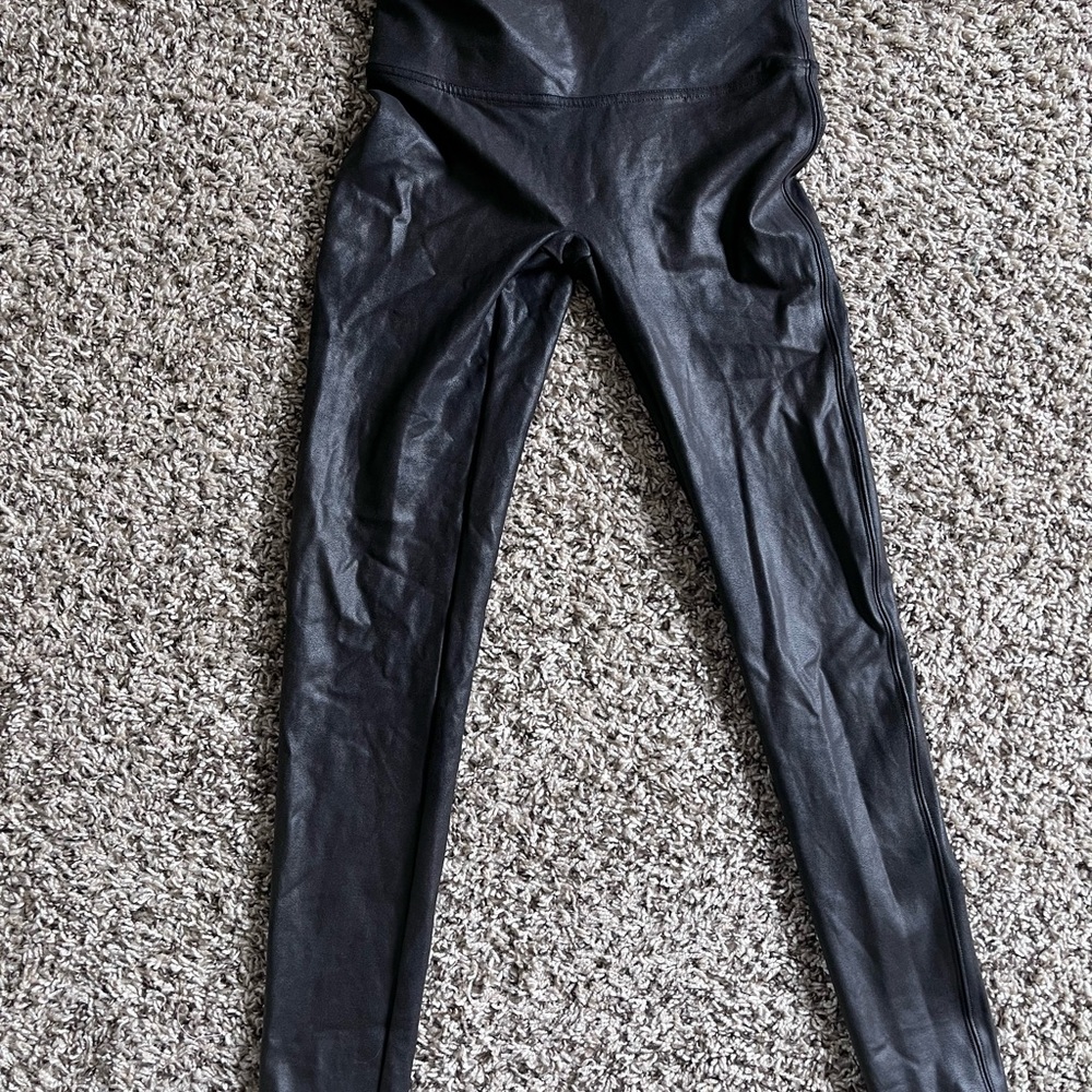 Spanx Faux‎ Leather Leggings Black High Waisted Slimming Large L/G 20110R